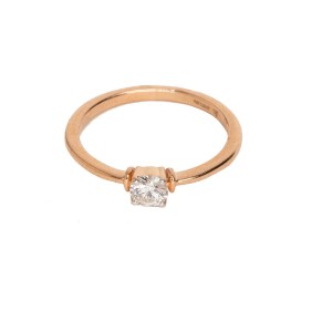 Chic Single Stone Ring - Modern Design